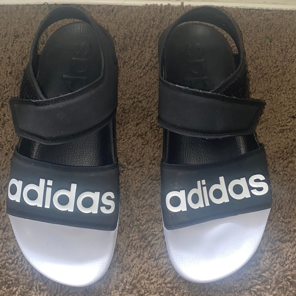 Women Adidas size 9 sandals…